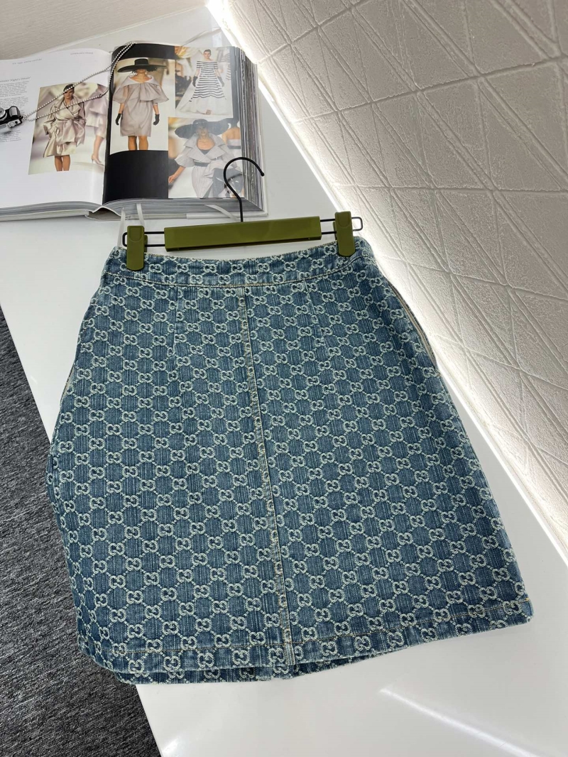 LV Skirts